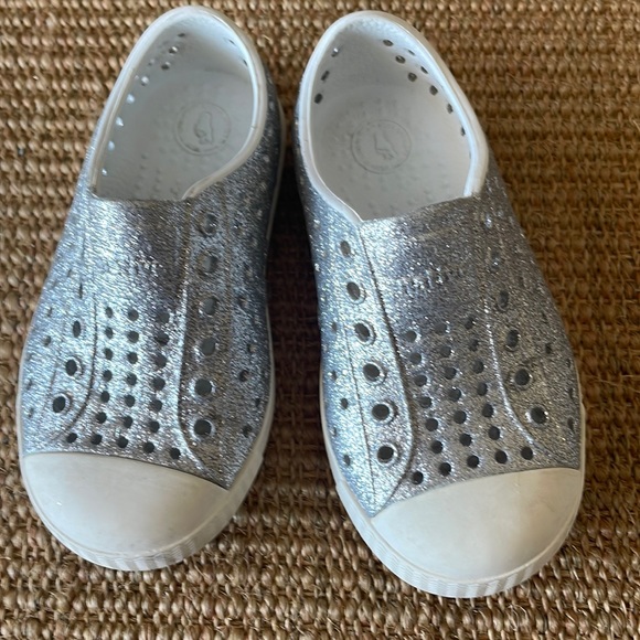 Native Shoes Shoes Native Silver Sparkle Glitter 7 White Trim And